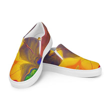 Load image into Gallery viewer, Women’s slip-on canvas shoes